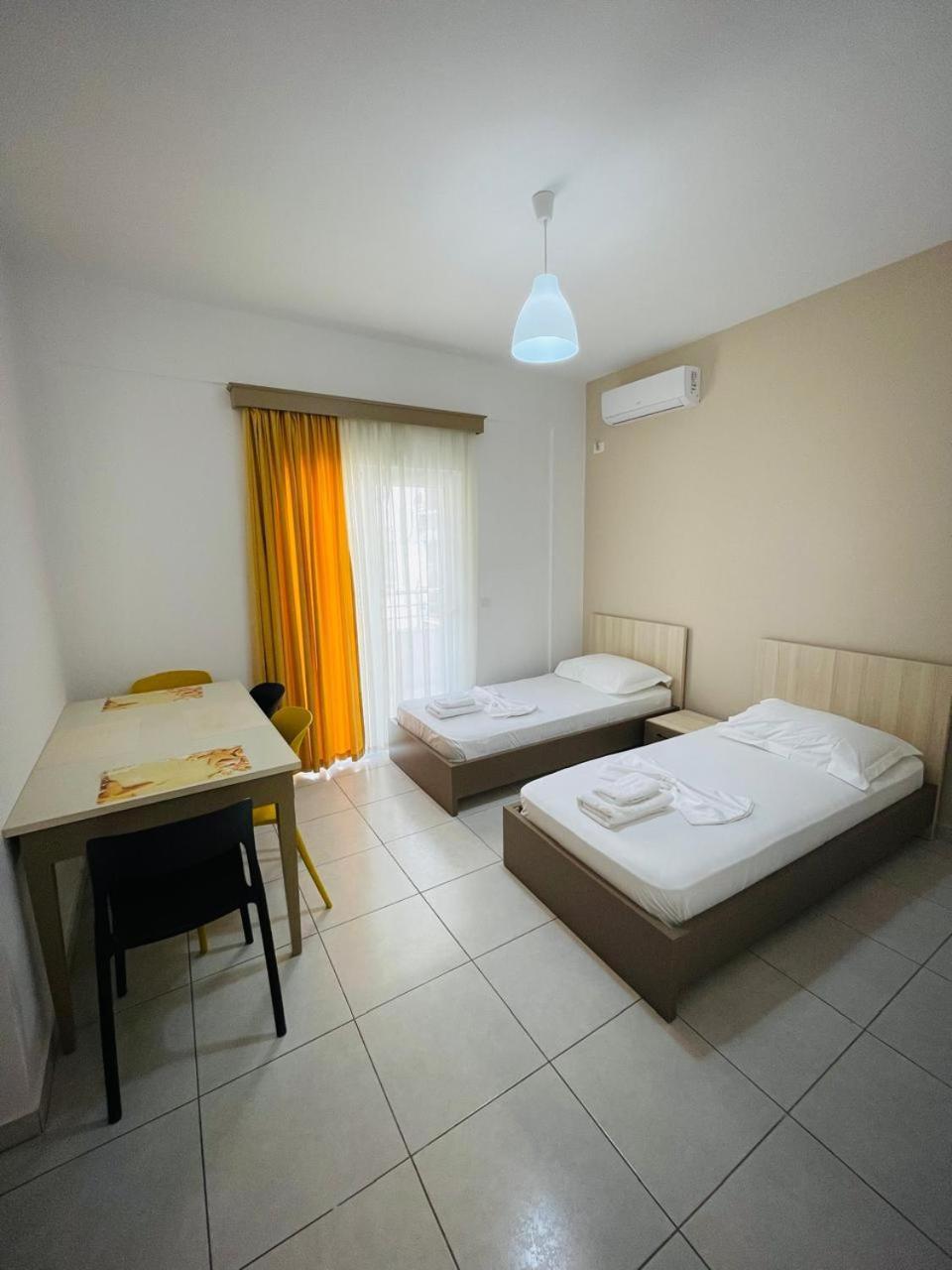Eliona Apartments Sarandë Exterior foto