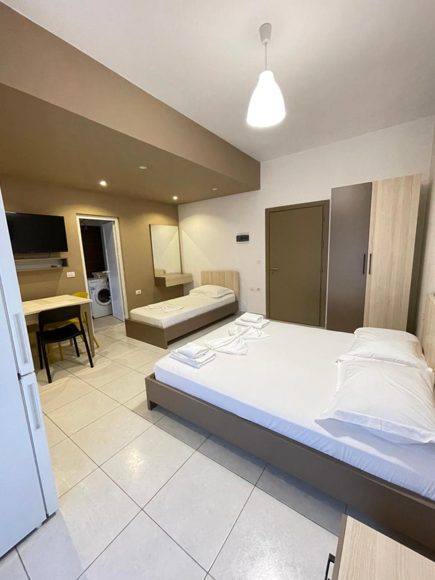 Eliona Apartments Sarandë Exterior foto